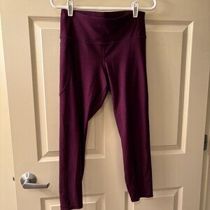 Under Armour Maroon 7/8 Leggings (1 pocket)